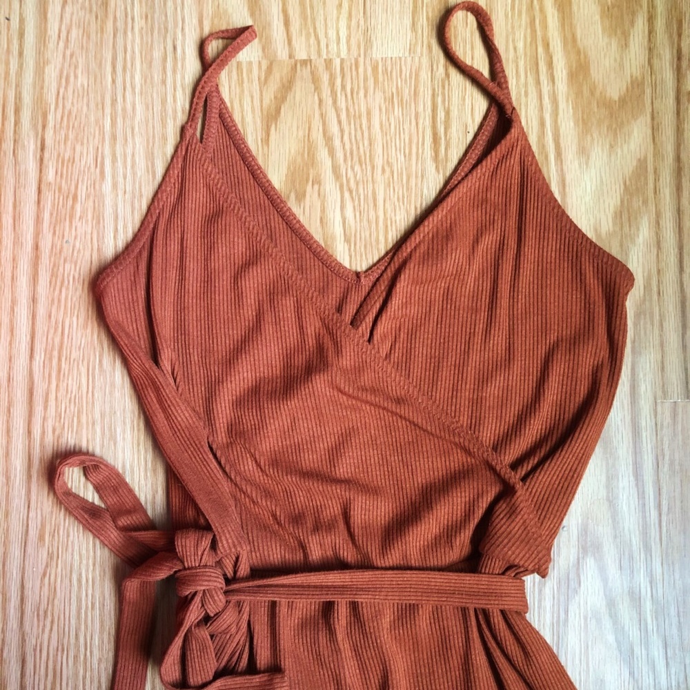 Dark orange jumpsuit with tie